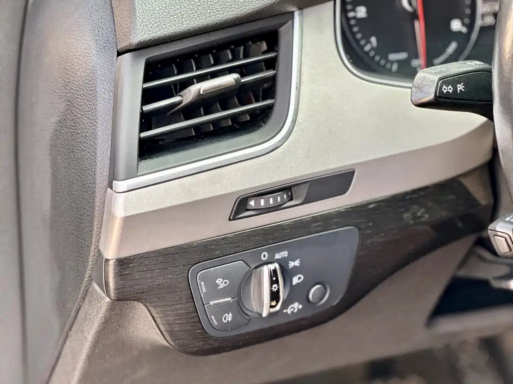 Audi Q7 — миниатюра 25