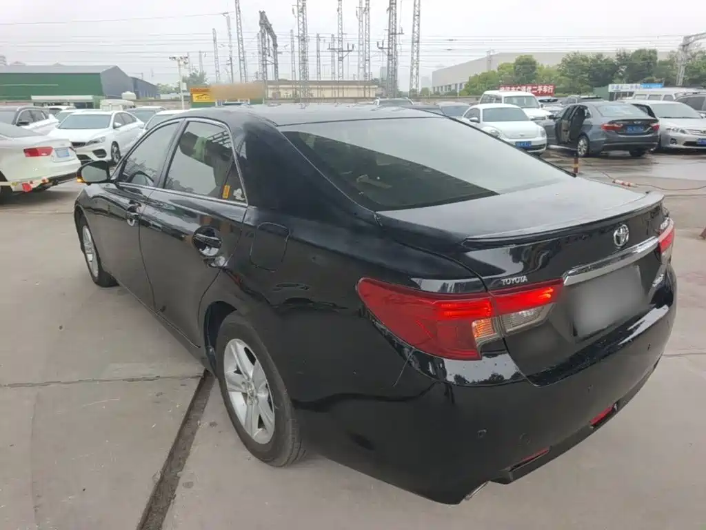 Toyota Reiz 2013 2.5S