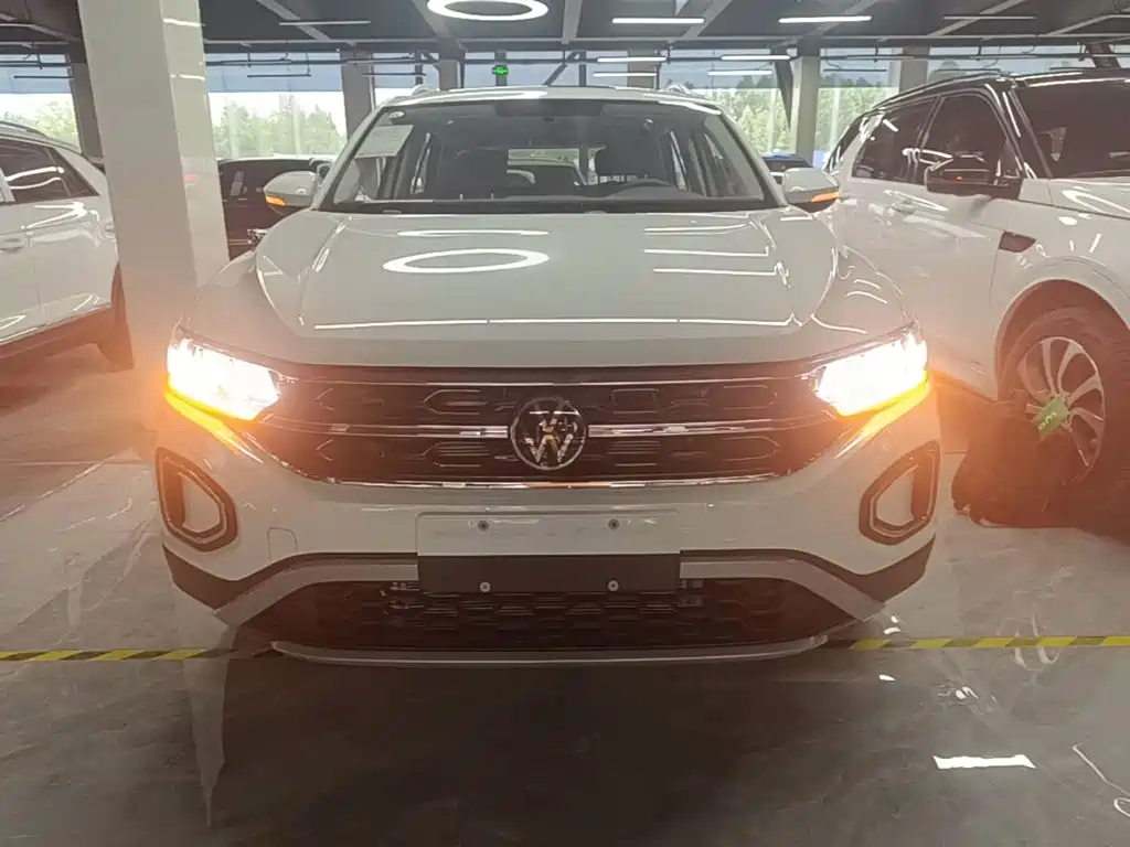 Volkswagen T-Roc 2025 280TSI DSG