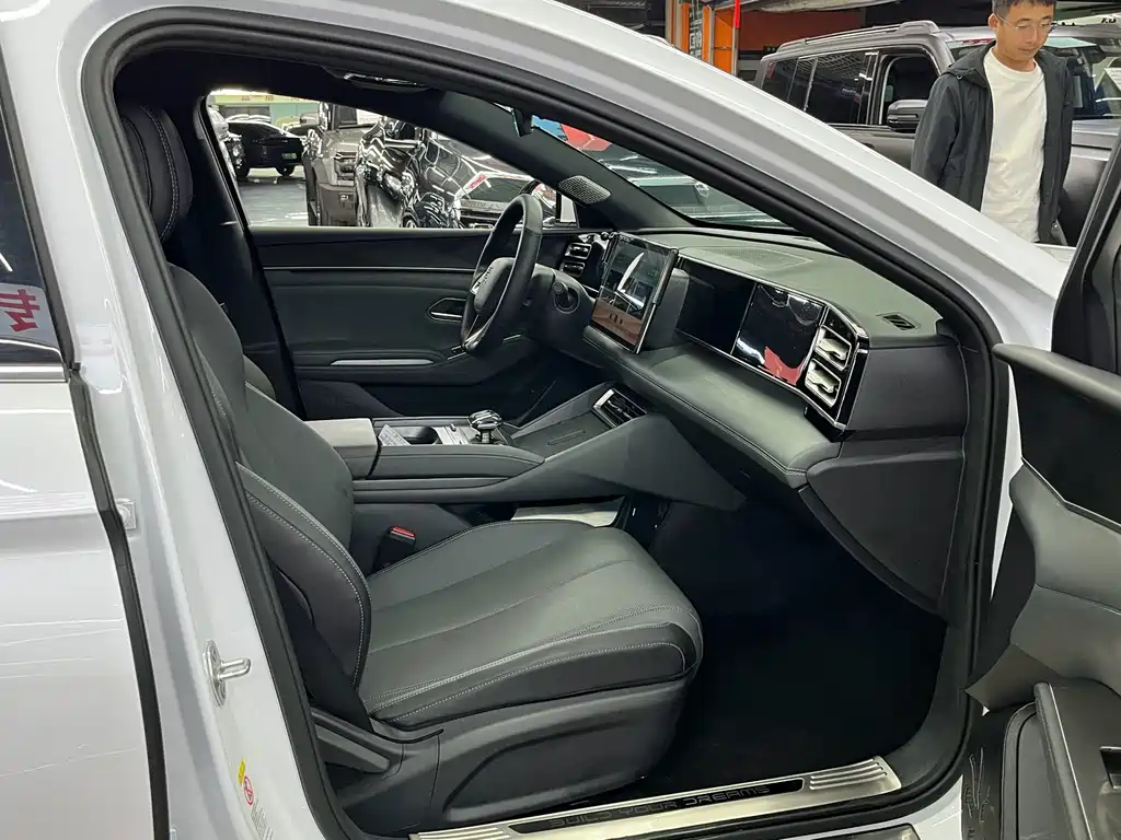 BYD Qin L — миниатюра 16