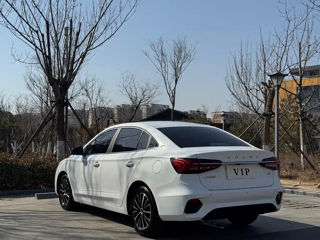 ROEWE I5
