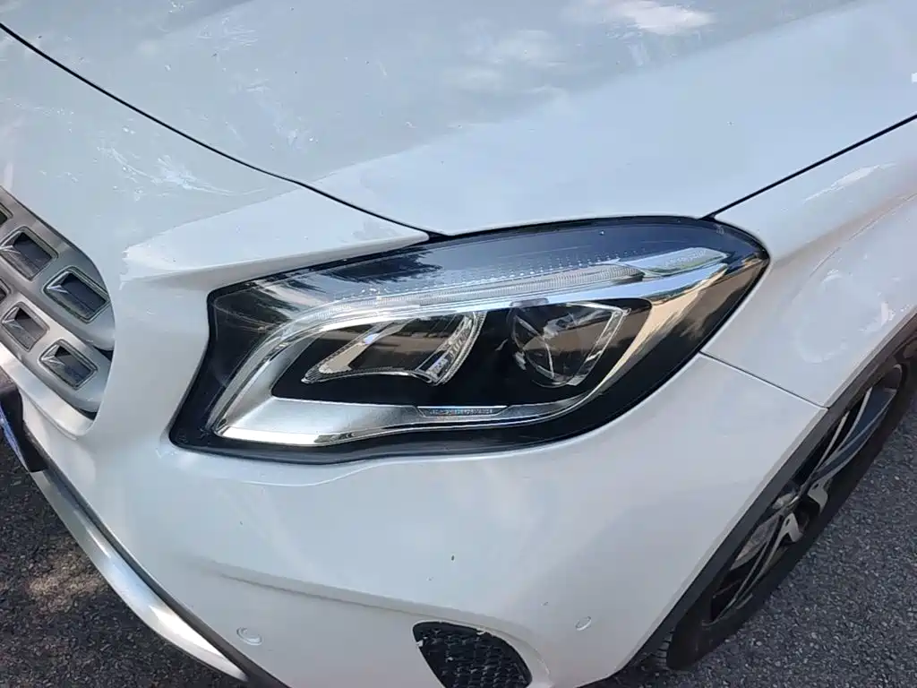Mercedes-Benz GLA — миниатюра 24