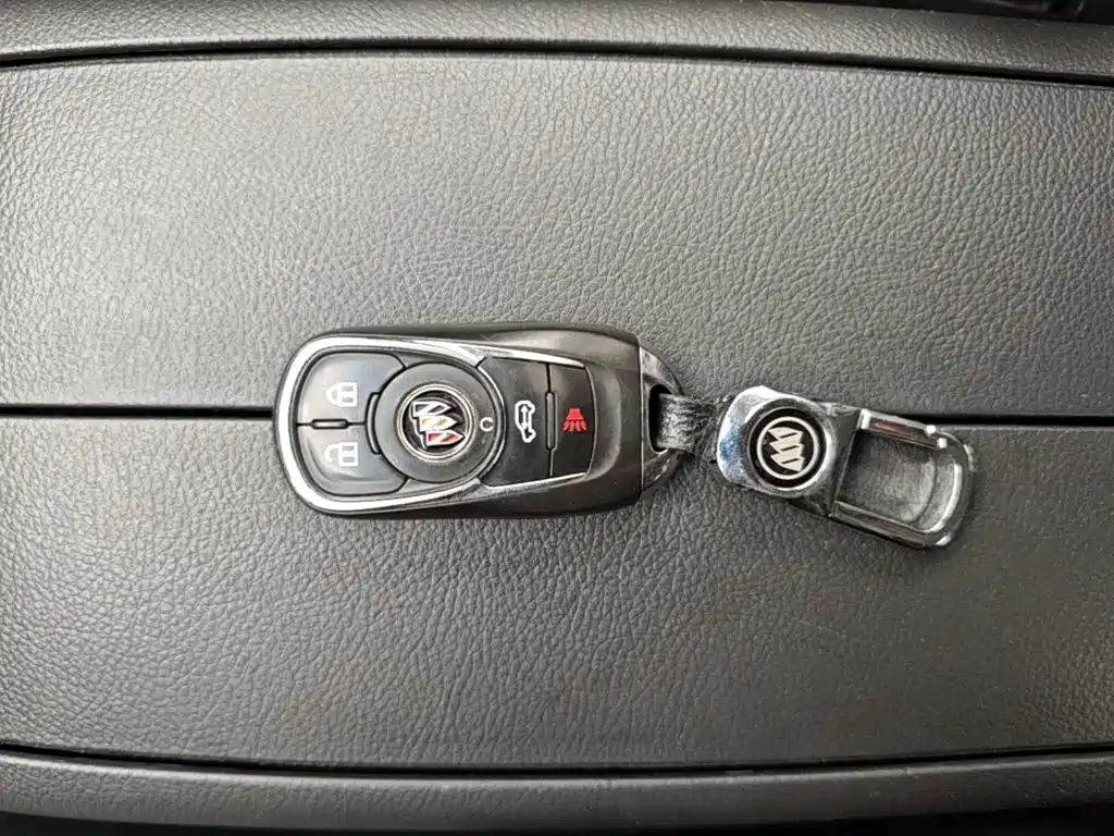 Buick GL8 — миниатюра 9