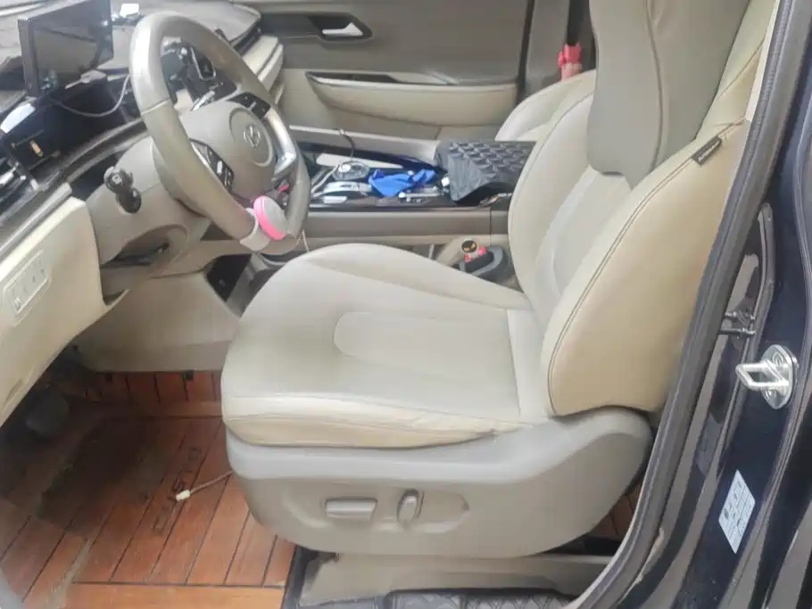 Hyundai Custo — миниатюра 9
