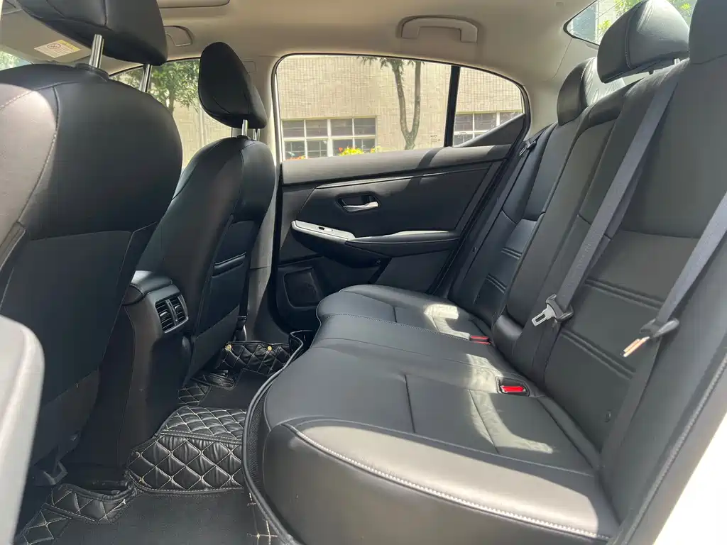 Nissan Sylphy — миниатюра 7