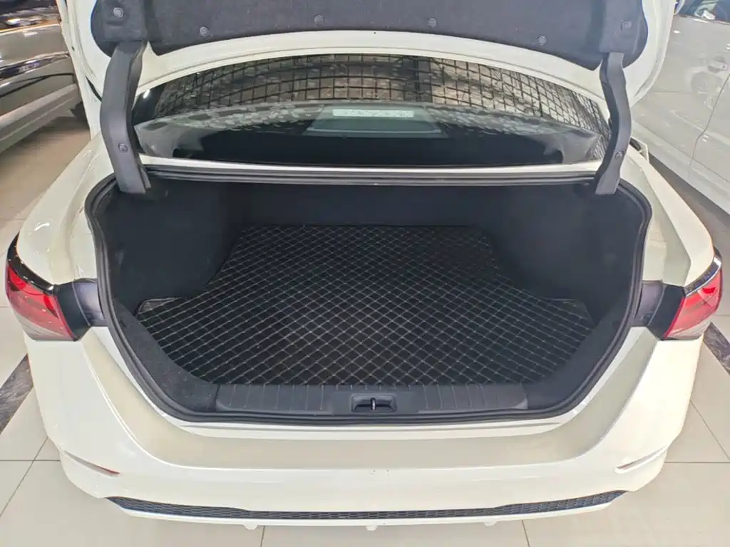 Nissan Sylphy — миниатюра 19