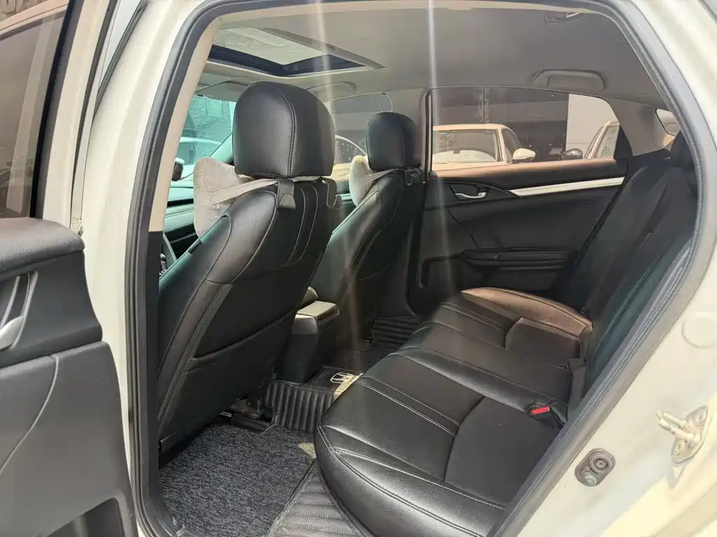 Honda Civic — миниатюра 5