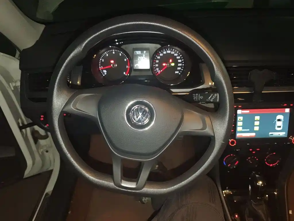 Volkswagen C-Trek — миниатюра 11