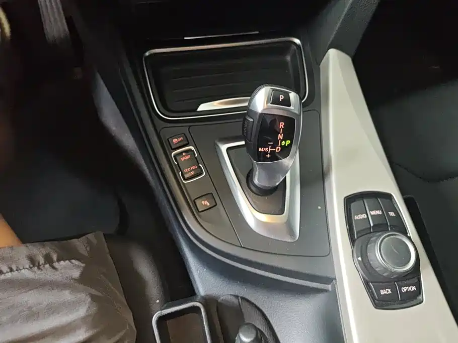 BMW 3 Series — миниатюра 16