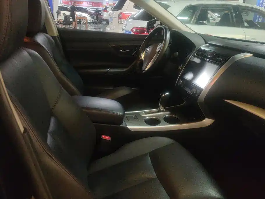Nissan Teana — миниатюра 8