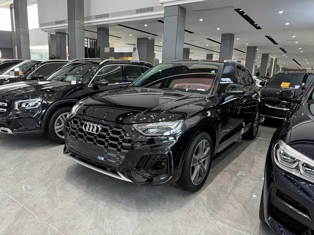 Audi Q5L 2021