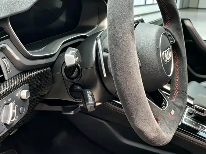 Audi RS 5 — миниатюра 9