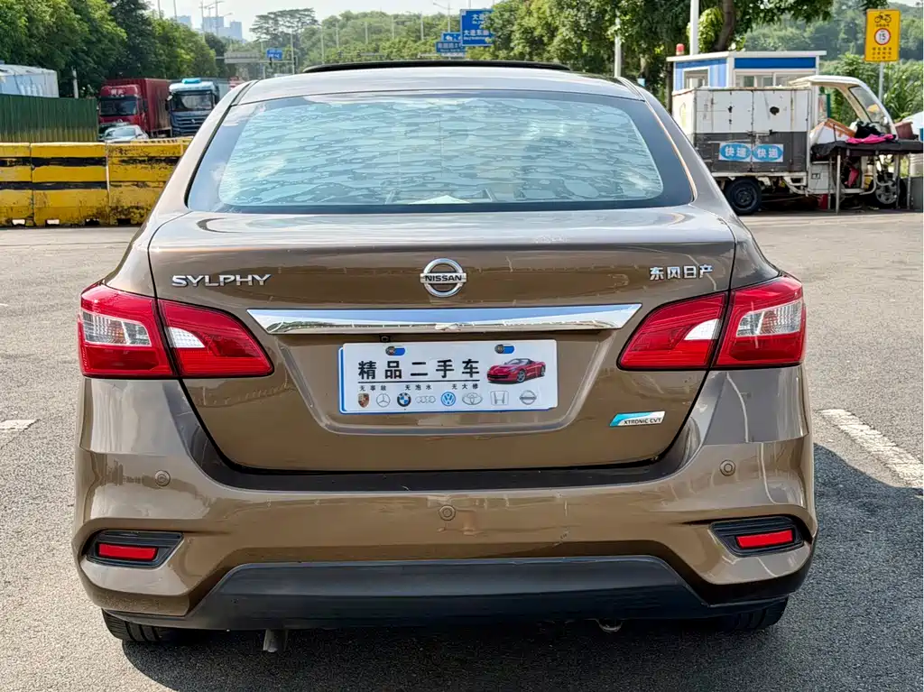 Nissan Sylphy — миниатюра 8