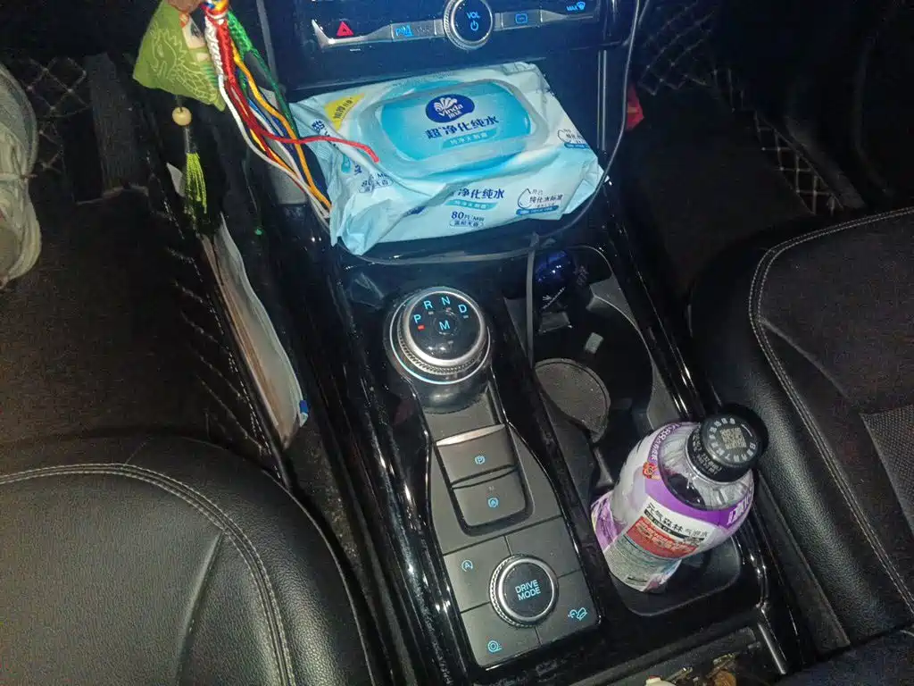 Ford Explorer — миниатюра 15