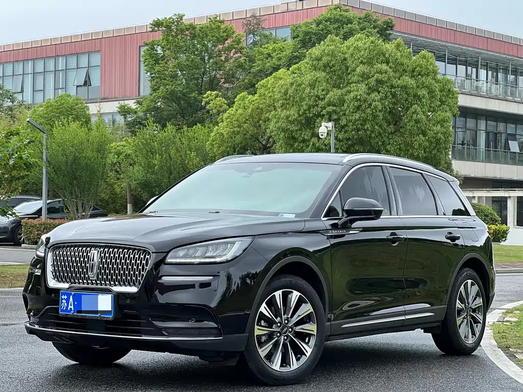 Купить Lincoln Corsair