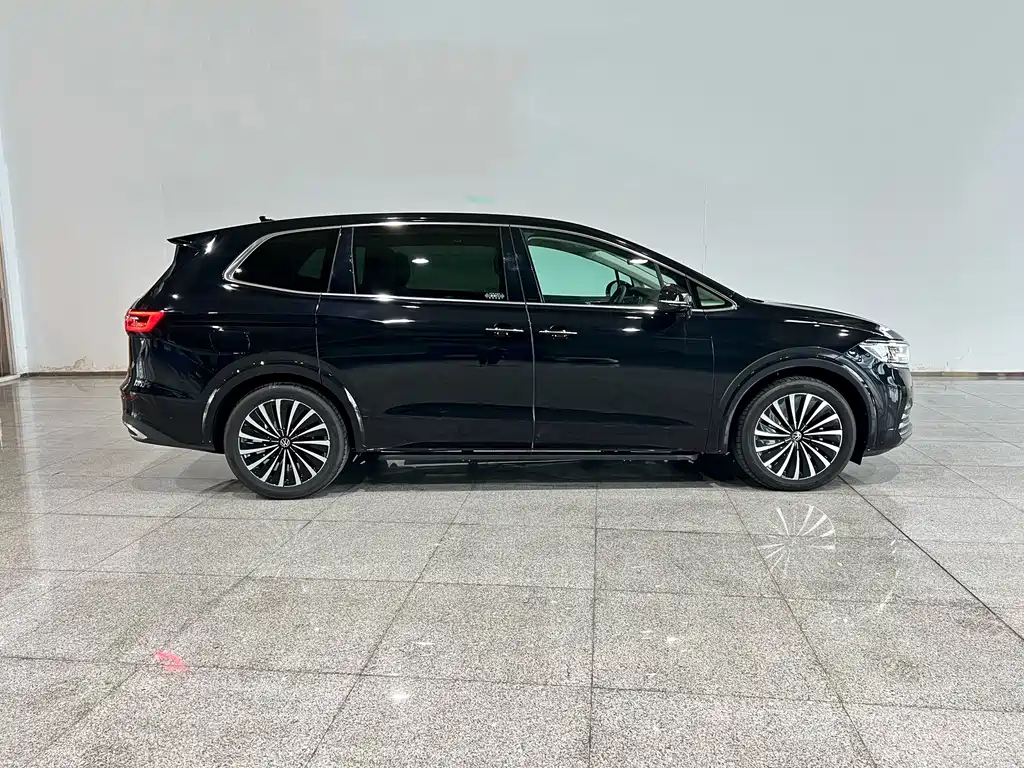Volkswagen Viloran 2024 380TSI Luxury