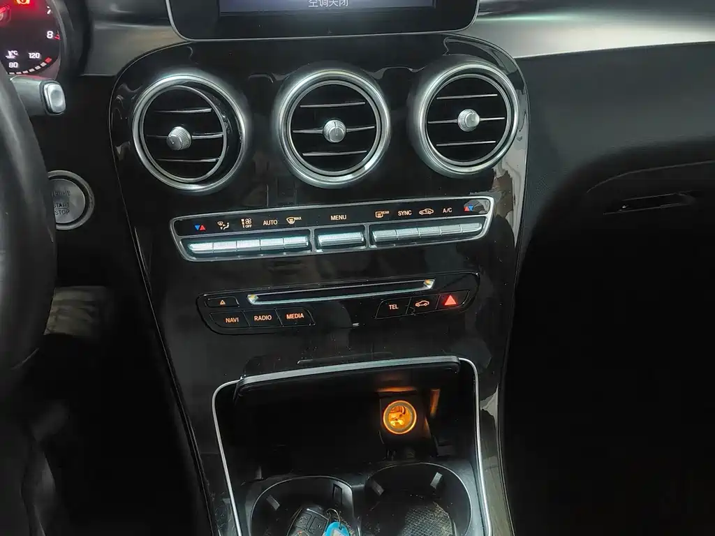 Mercedes-Benz GLC — миниатюра 13