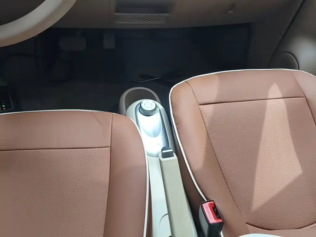 Wuling MINIEV — миниатюра 14