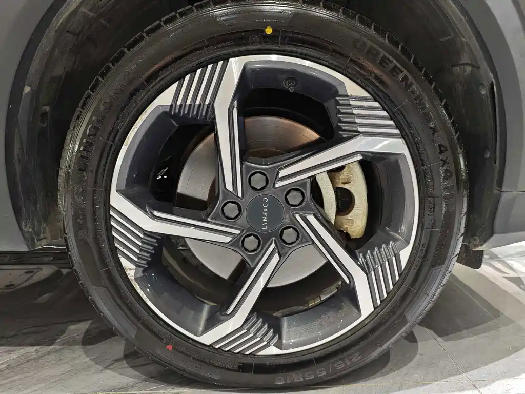 Lynk & Co 06 EM-P — миниатюра 21