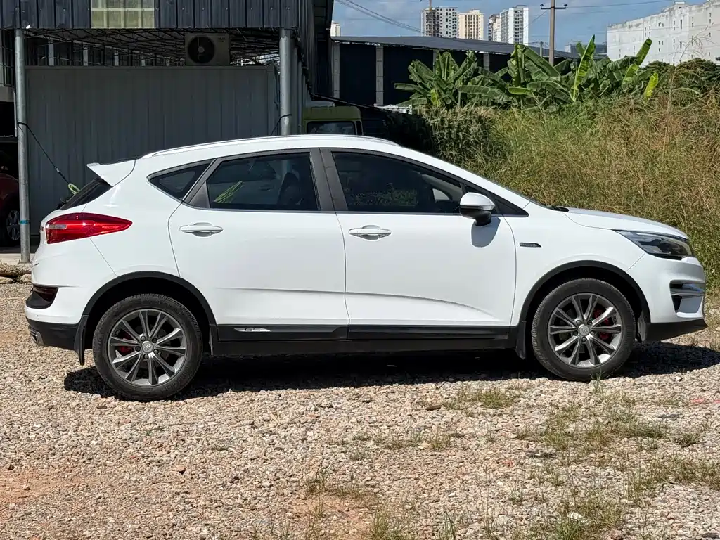 Geely Emgrand GS — миниатюра 7