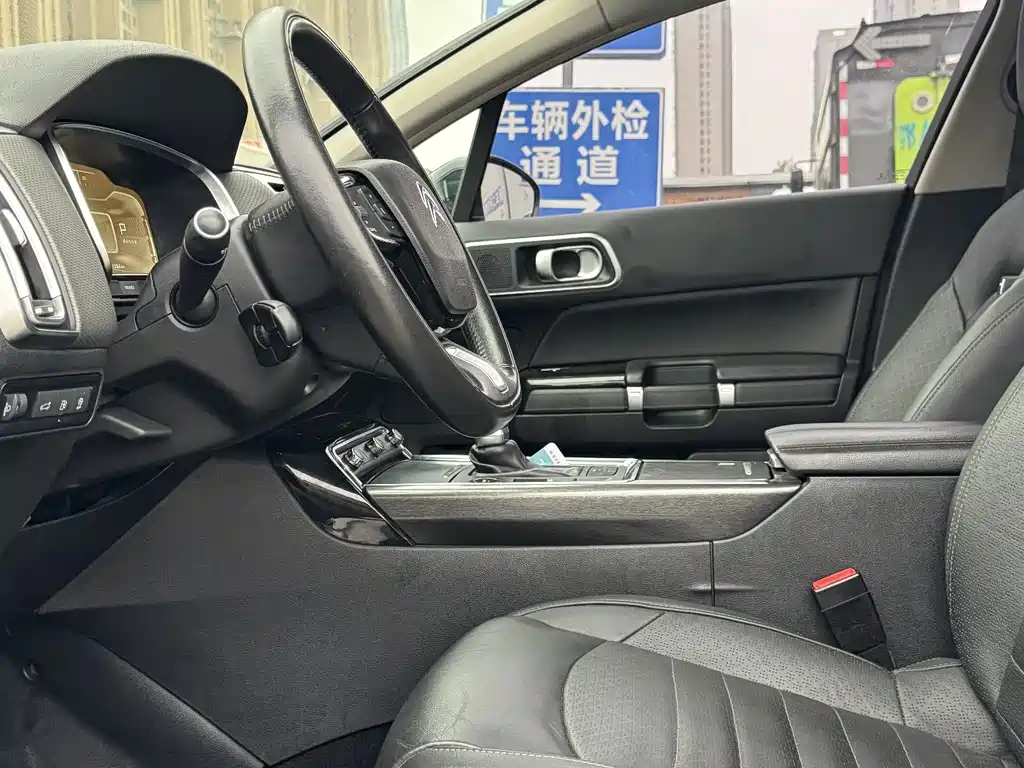 Citroen C6 — миниатюра 4