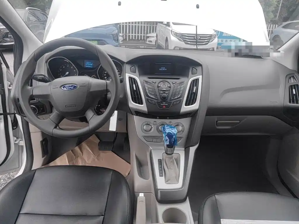 Ford Focus — миниатюра 14