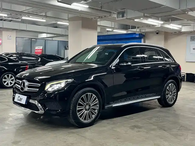 Mercedes-Benz GLC — фото 1