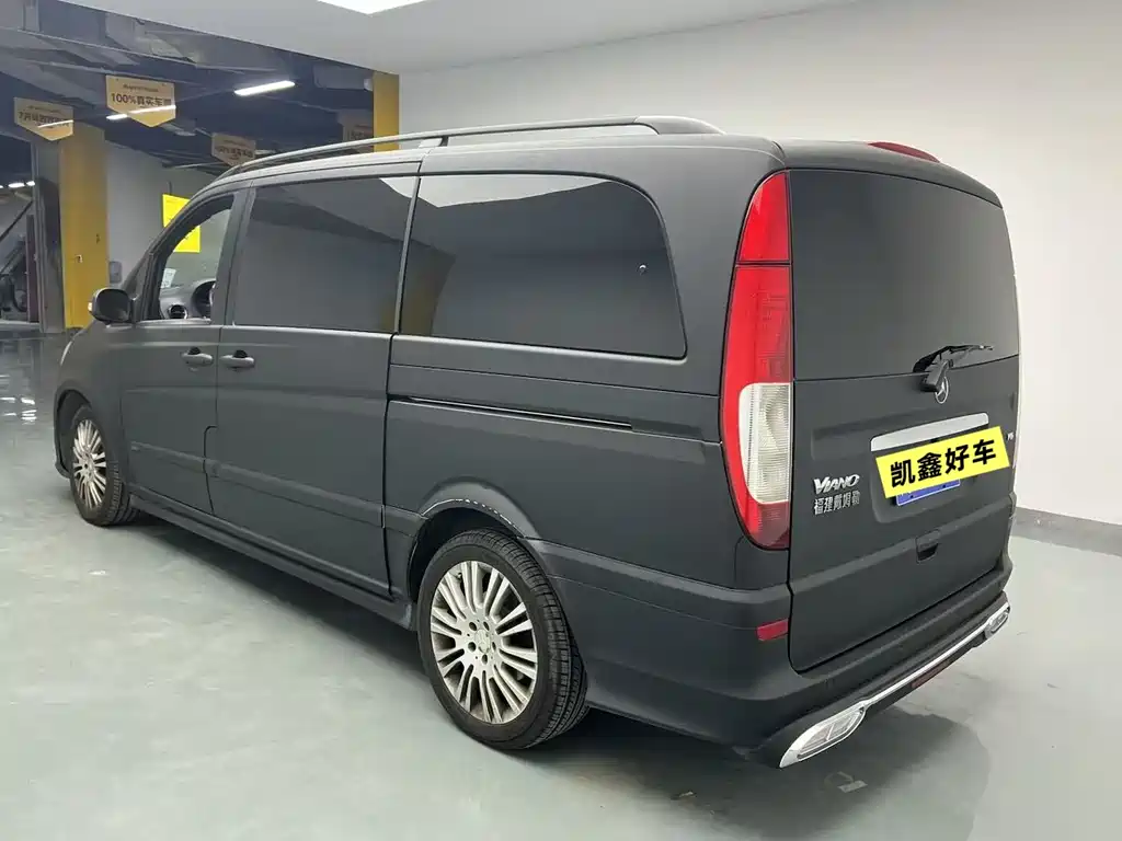 Mercedes-Benz Viano 2010 2.5L Luxury