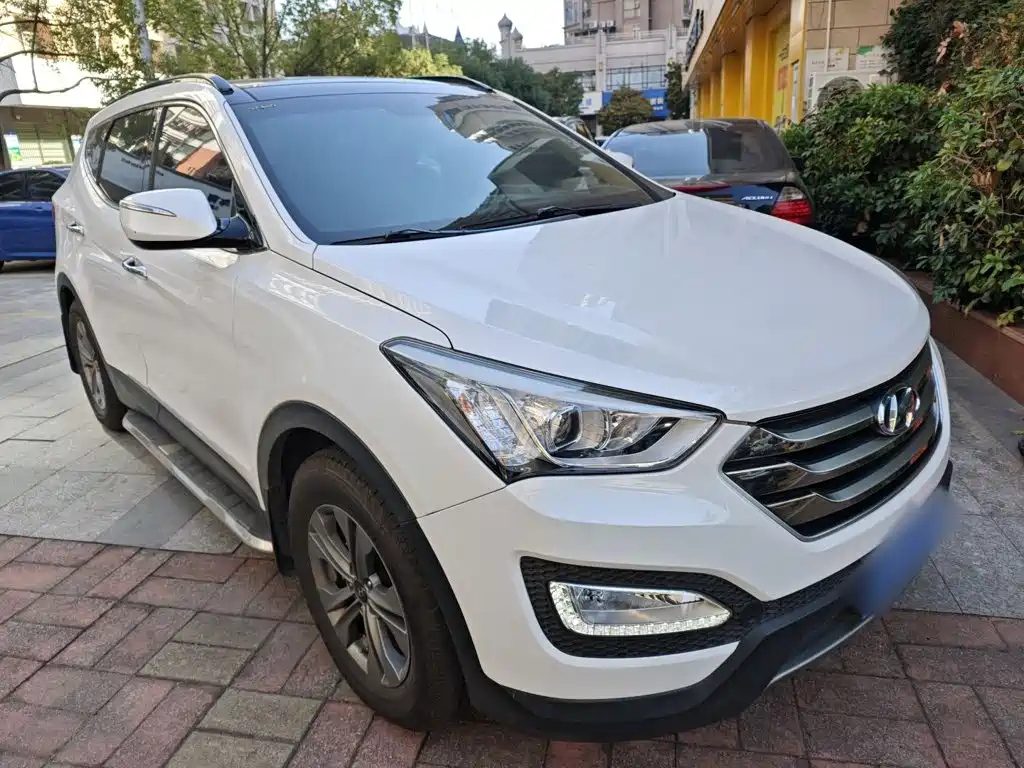 Hyundai Santa Fe — миниатюра 4
