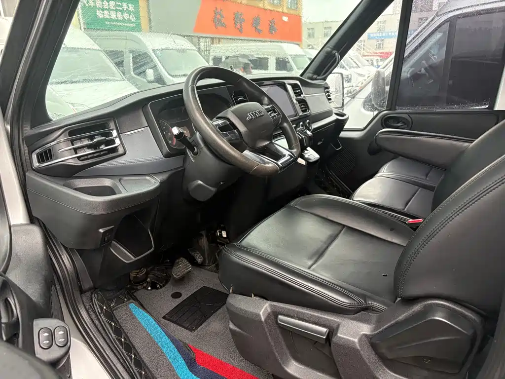 JMC JMC Fushun — миниатюра 4