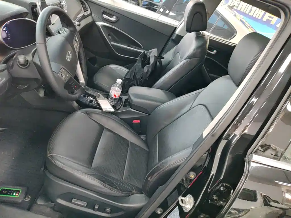 Hyundai Santa Fe — миниатюра 15
