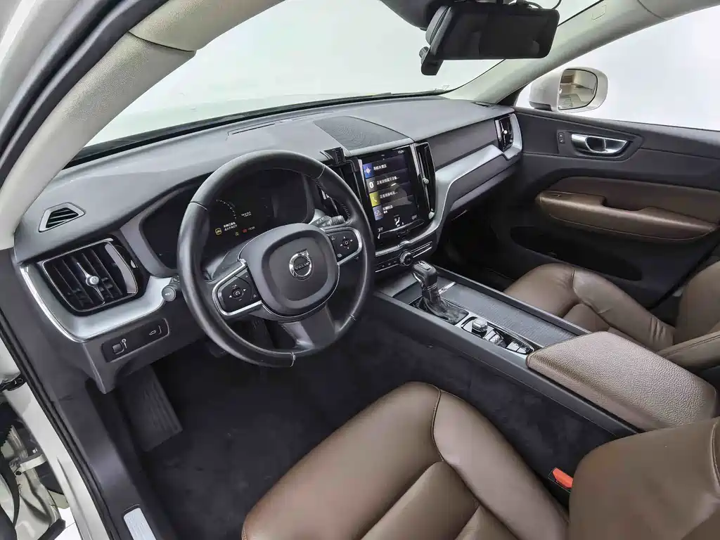 Volvo XC60 — миниатюра 4