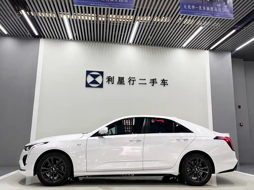 Cadillac CT4 — миниатюра 2