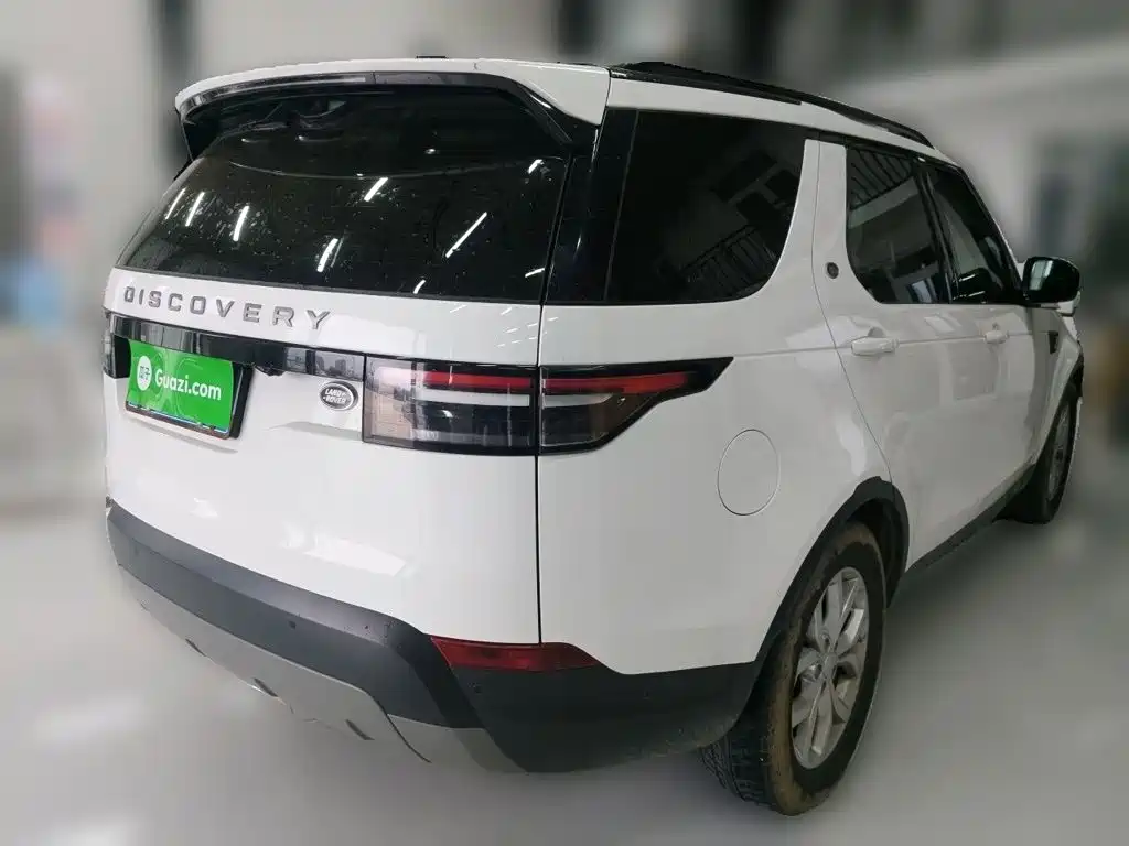 Land Rover Discovery — миниатюра 6