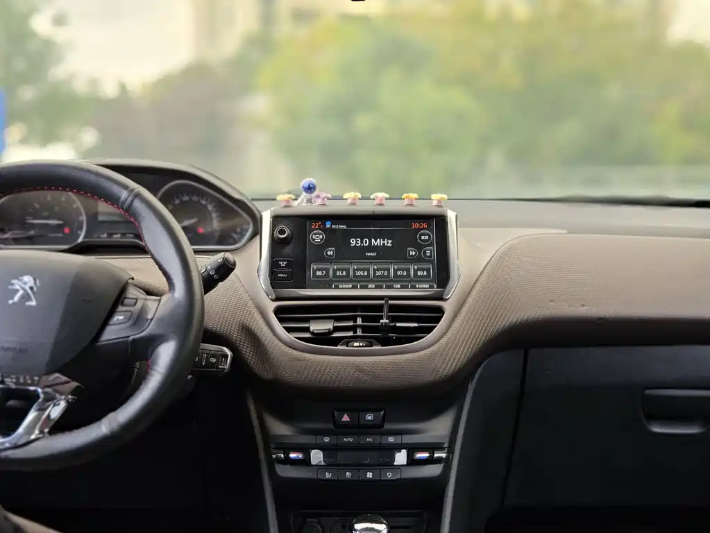 Peugeot 2008 — миниатюра 9