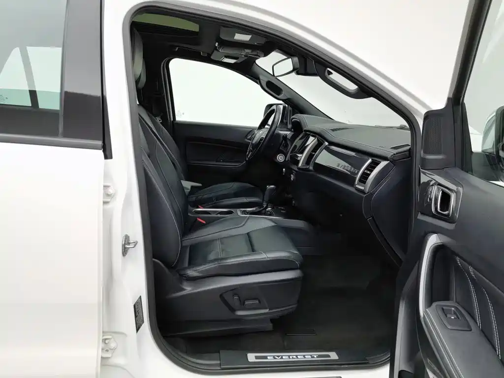 Ford Everest — миниатюра 23