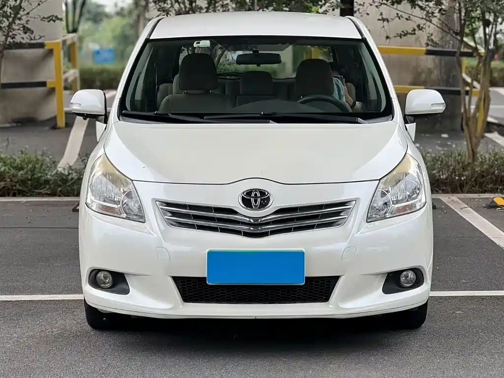 Toyota Verso — миниатюра 3