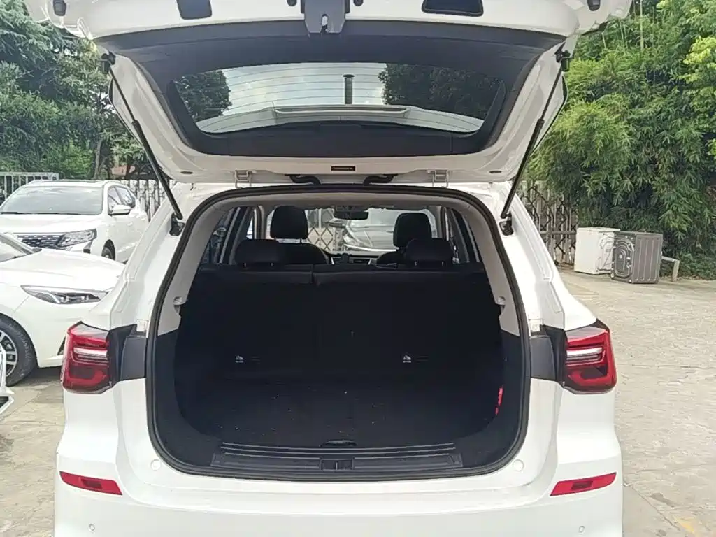 Roewe RX5 — миниатюра 19