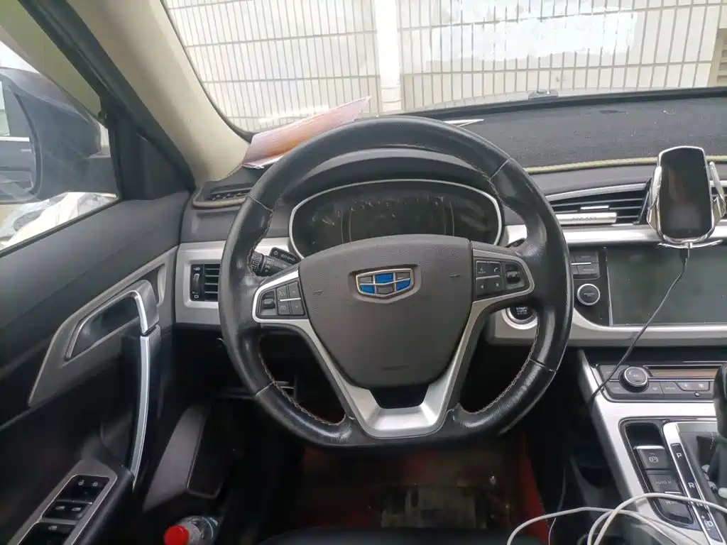 Geely Boyue — миниатюра 7