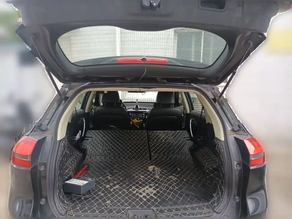 Geely Boyue — миниатюра 16