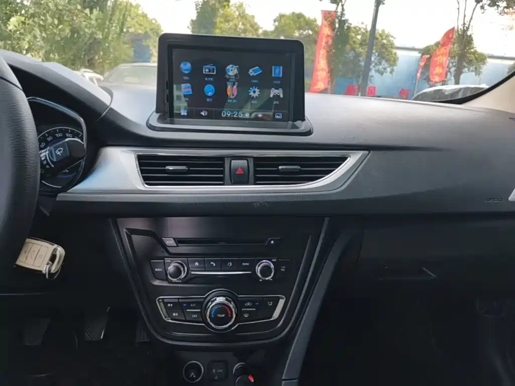 Changan V7 — миниатюра 13