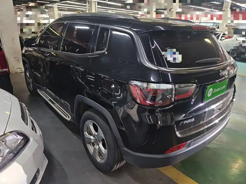 Jeep Compass — миниатюра 5