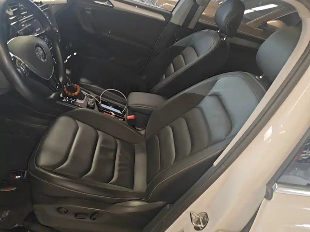 Volkswagen Tiguan L — миниатюра 15