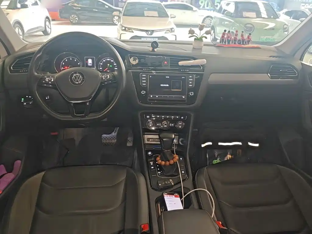 Volkswagen Tiguan L — миниатюра 10