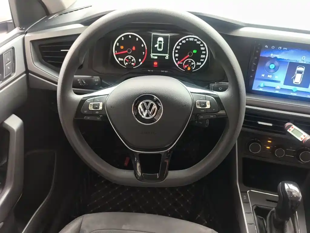 Volkswagen Polo — миниатюра 11