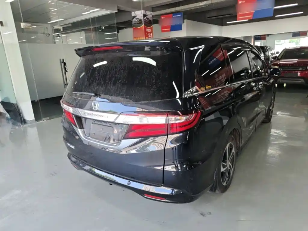Honda Odyssey — миниатюра 7