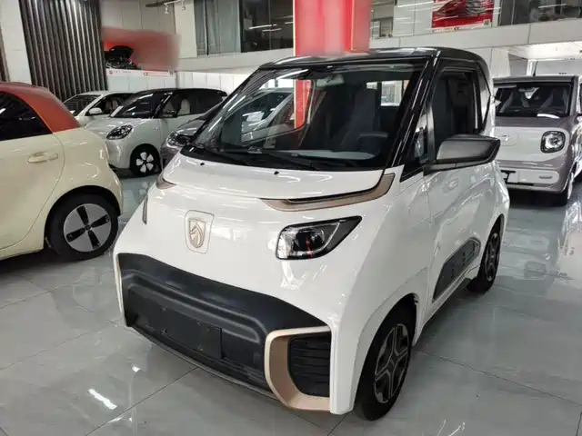 Baojun E200