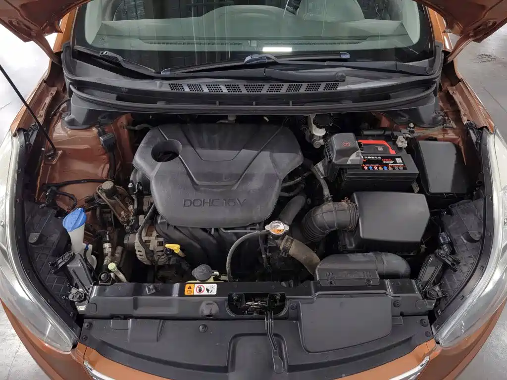 Hyundai Elantra Langdong — миниатюра 6