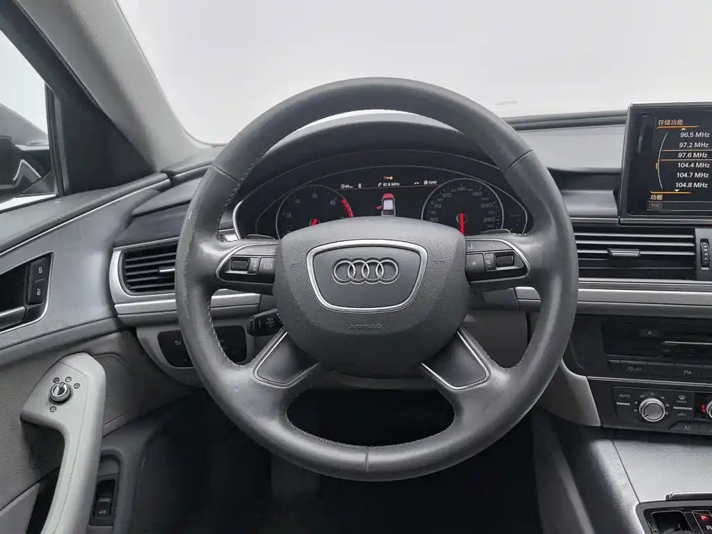 Audi A6L — миниатюра 11