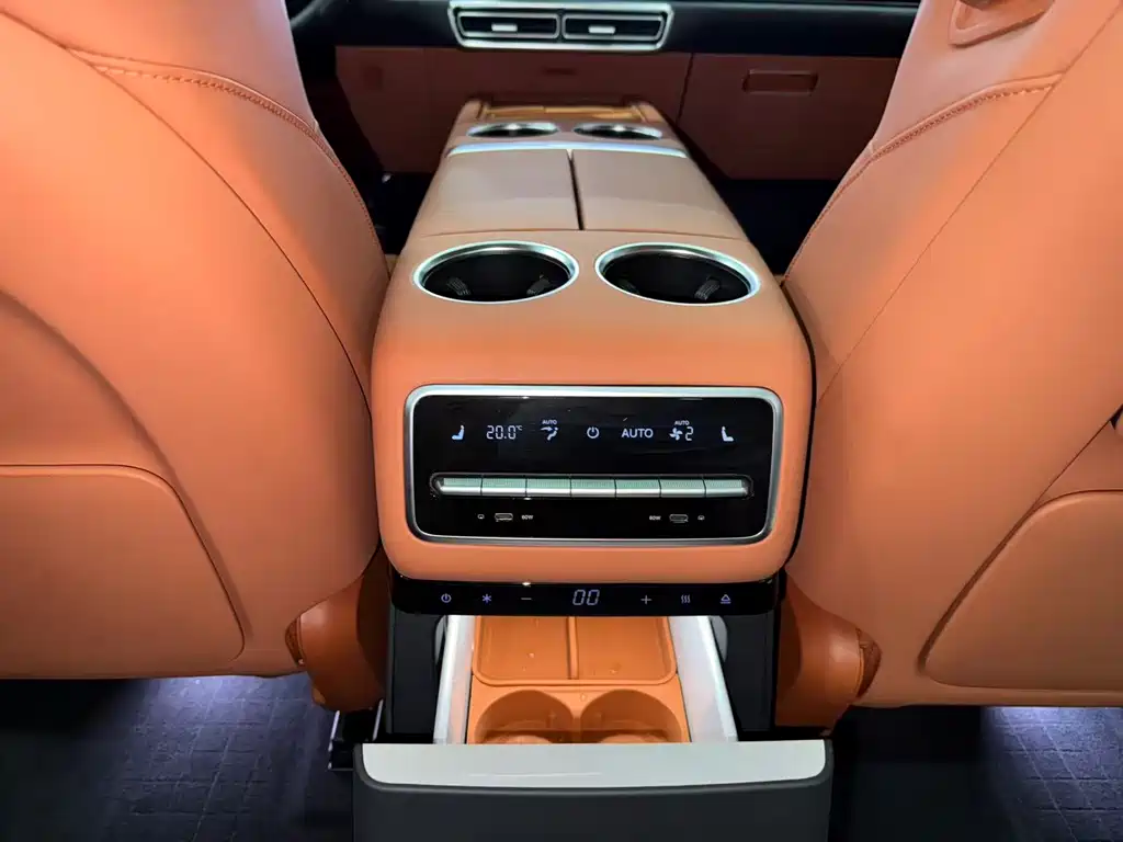 Li Auto Li L9 — миниатюра 10